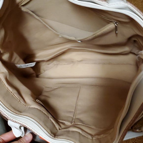 ⭐ 3/$15 ⭐ Apt. 9 woven zippered bag - Picture 10 of 14